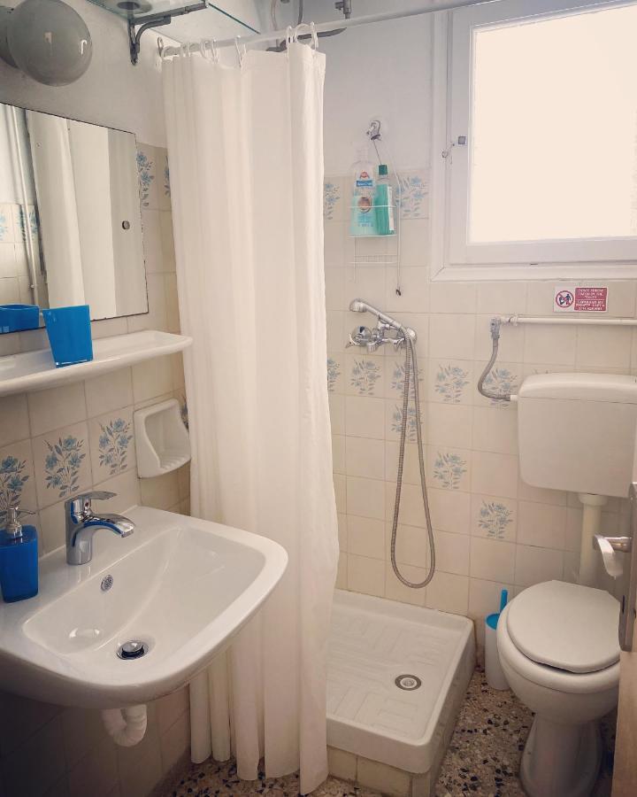 Irene'S Apartment Артеміда Екстер'єр фото