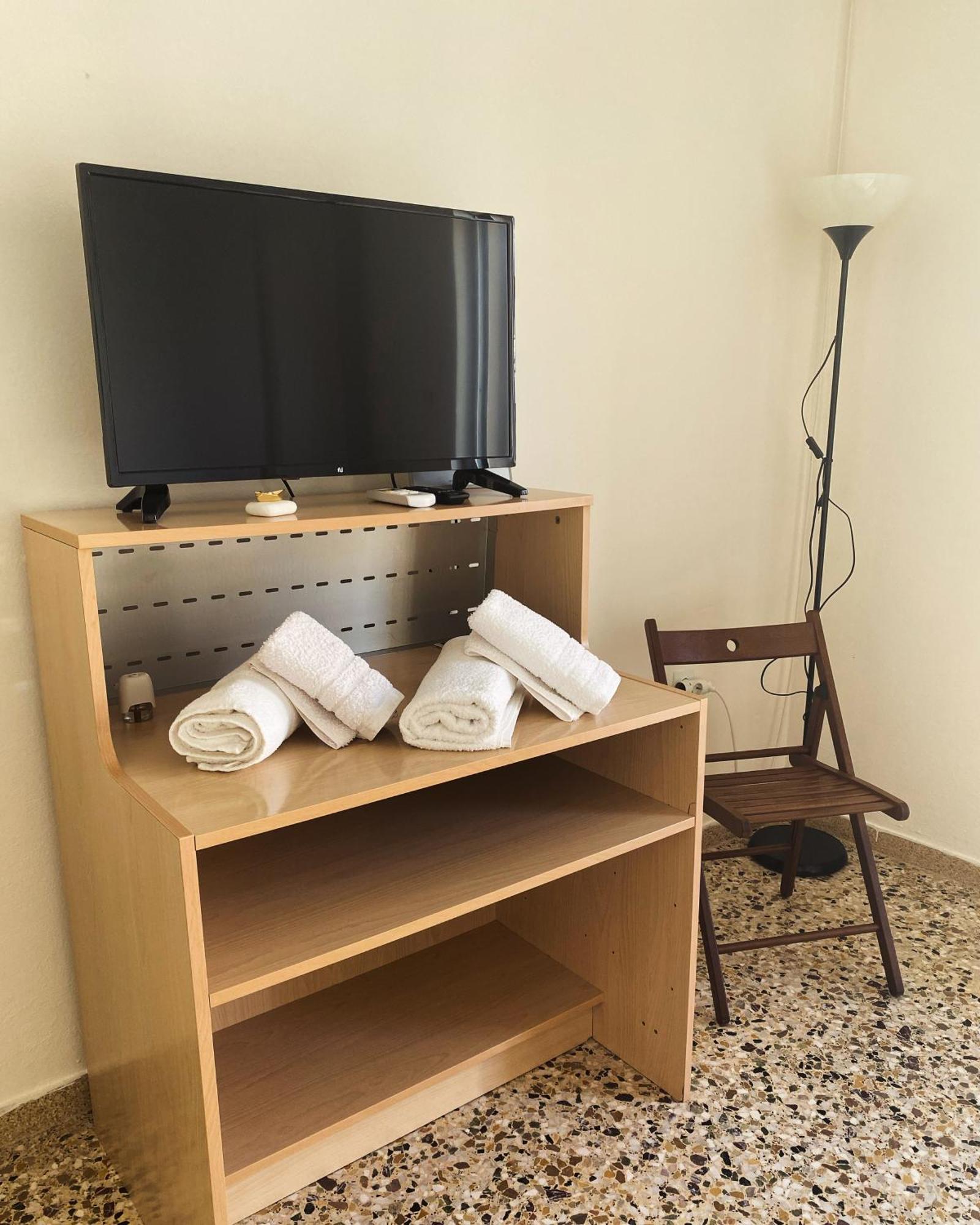 Irene'S Apartment Артеміда Екстер'єр фото